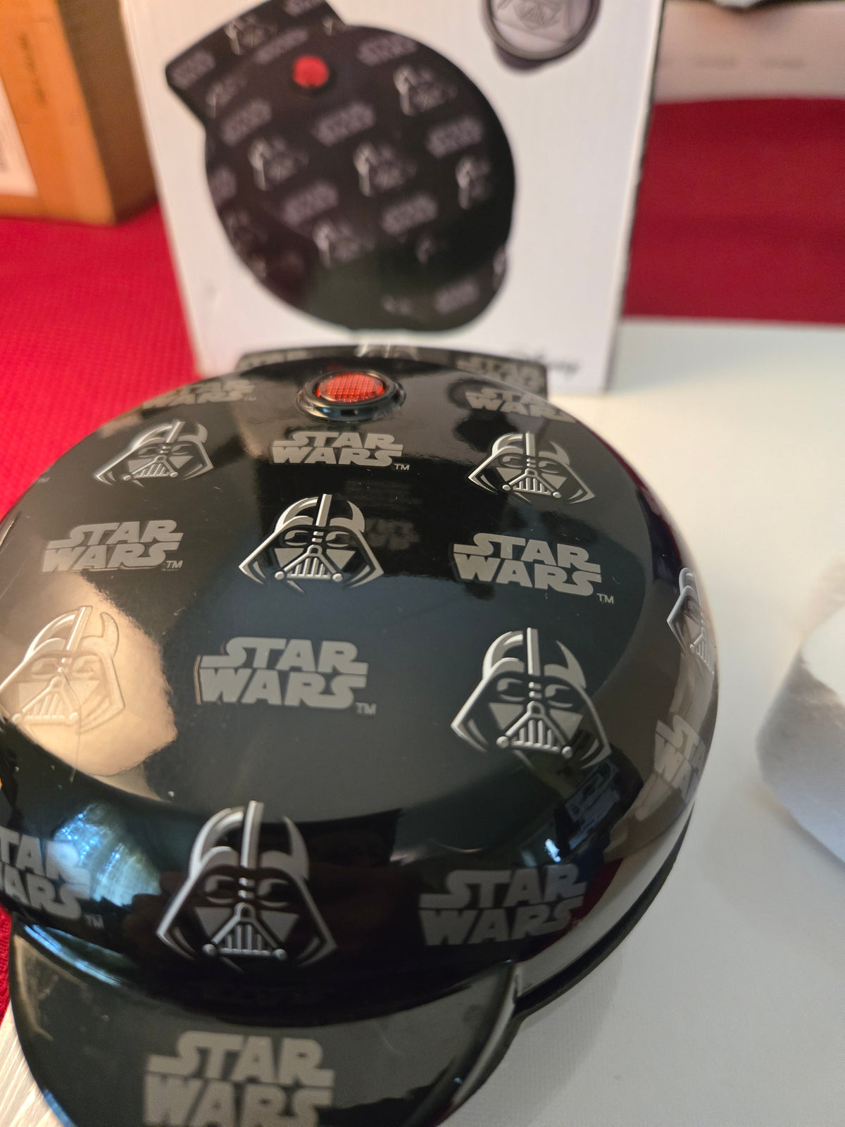 New Star Wars Darth Vader Waffle Maker Iron Kitchen Appliance (Open Box) CHANS Treasures
